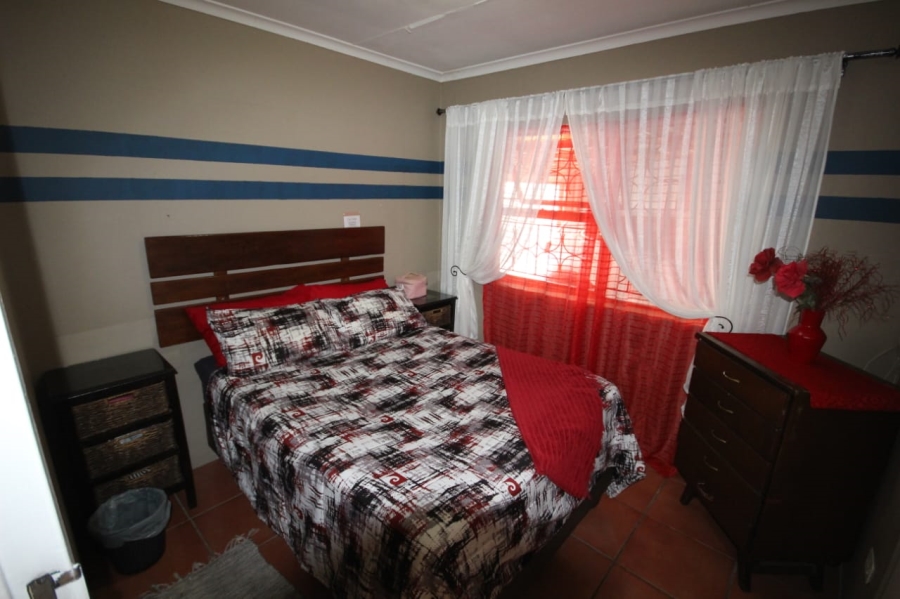 3 Bedroom Property for Sale in The Connifers Western Cape